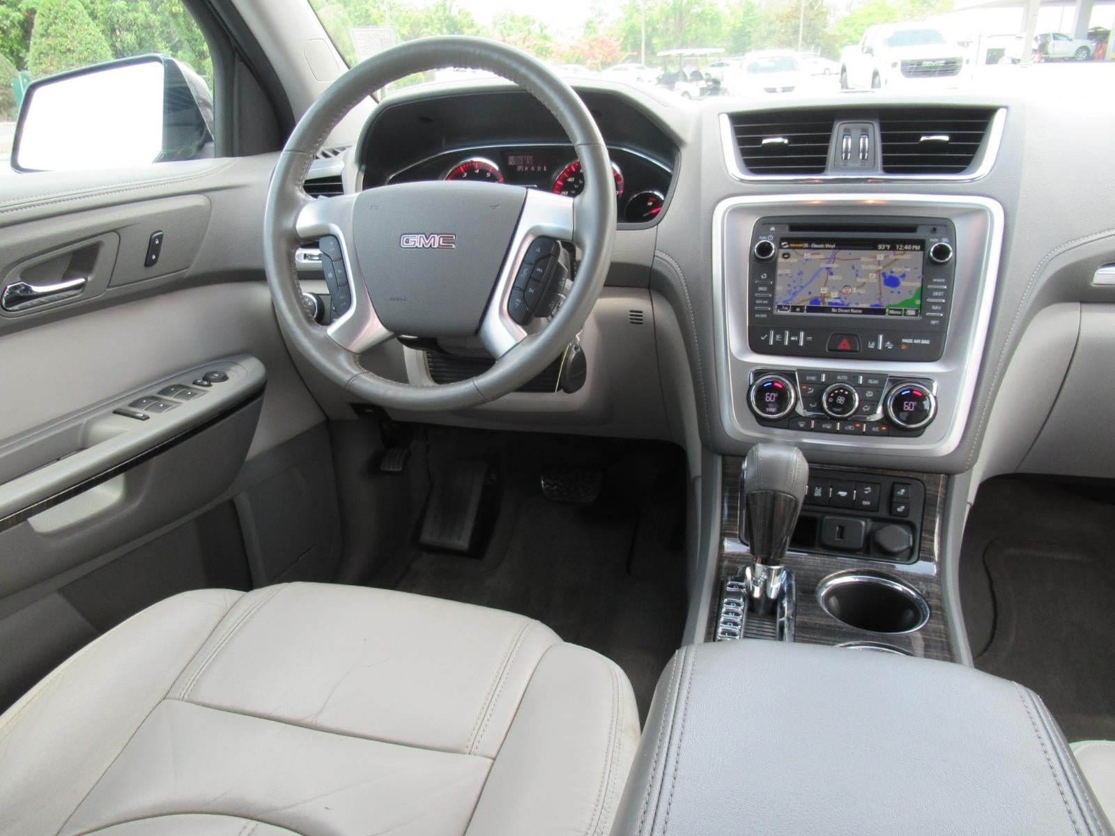 Used 2016 GMC Acadia SLT w/ Open Road Package FWD image 13