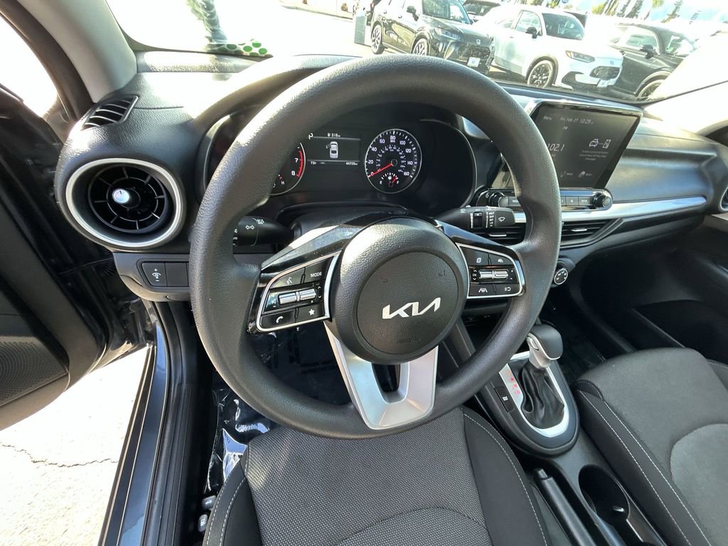 Used 2023 Kia Forte LX image 14