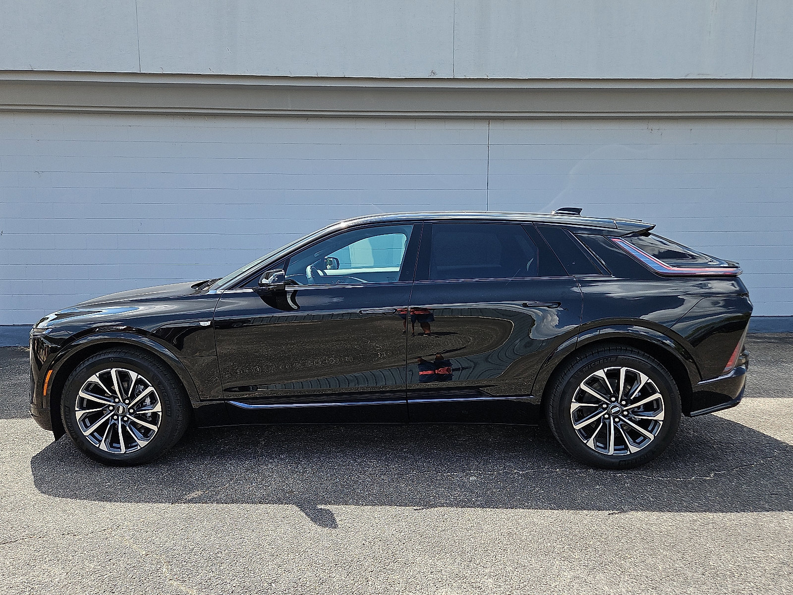 New 2026 Cadillac Lyriq Premium Sport w/ LPO, Floor Liner Package image 2