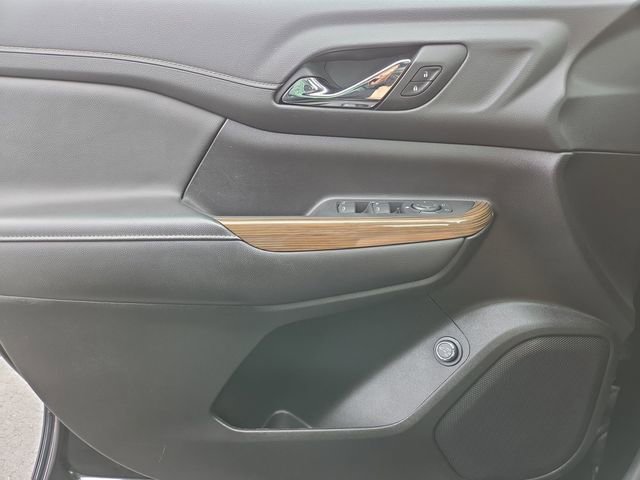 Certified 2023 GMC Acadia SLE w/ Driver Convenience Package image 21