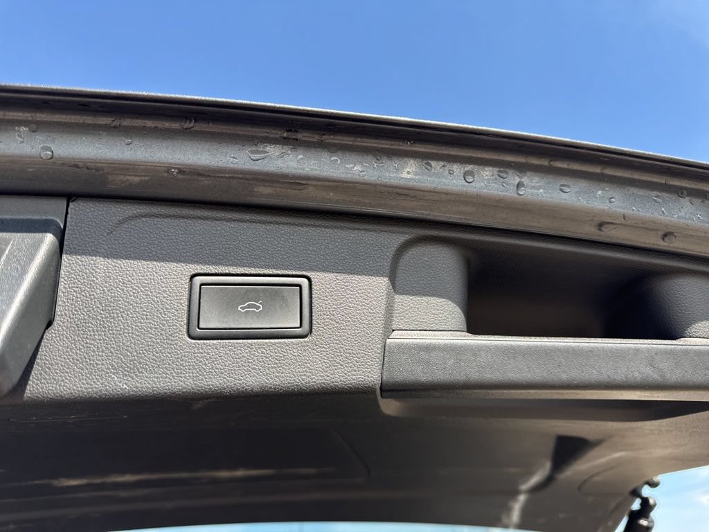 Used 2024 Volkswagen Atlas SE FWD image 43