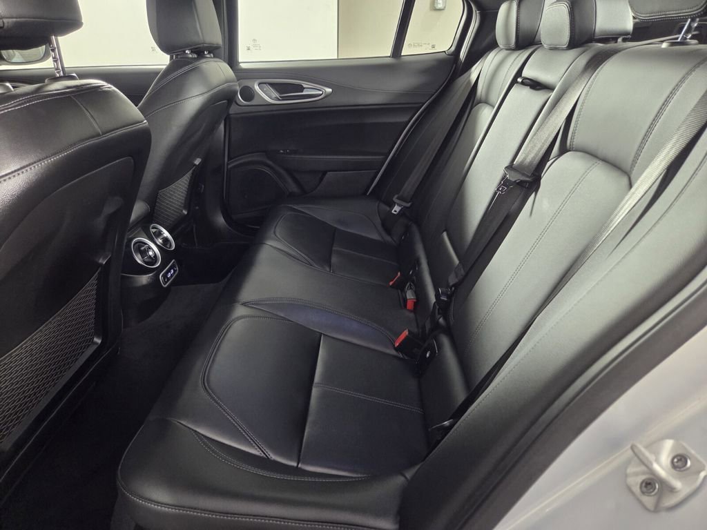 Used 2024 Alfa Romeo Giulia Ti image 13