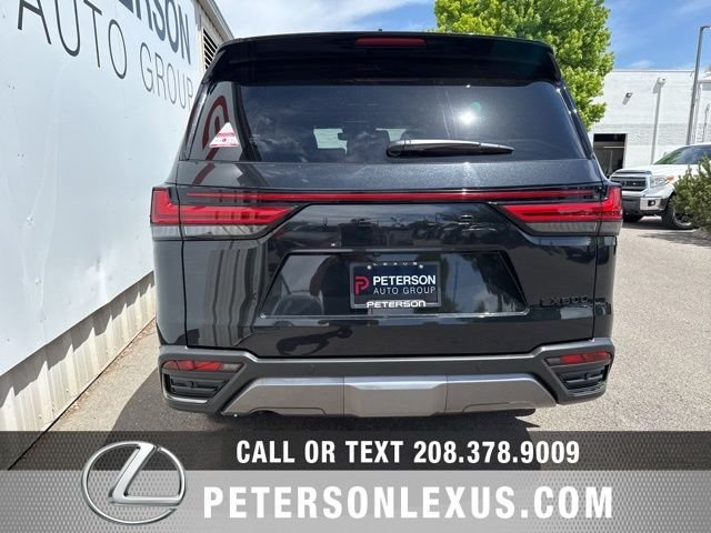 New 2026 Lexus LX 600 4WD w/ Luxury Package image 4