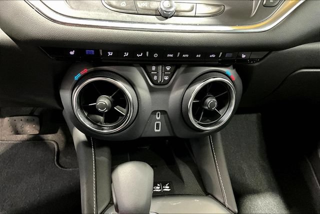 Certified 2024 Chevrolet Blazer LT w/ Convenience Package FWD image 15