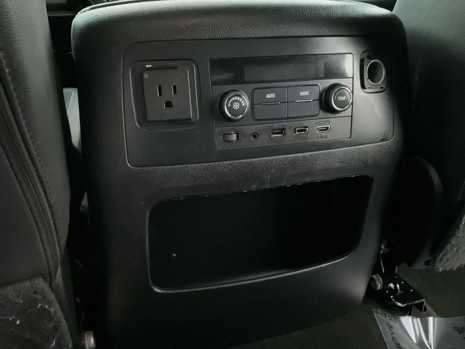 Used 2017 Chevrolet Tahoe LT image 27