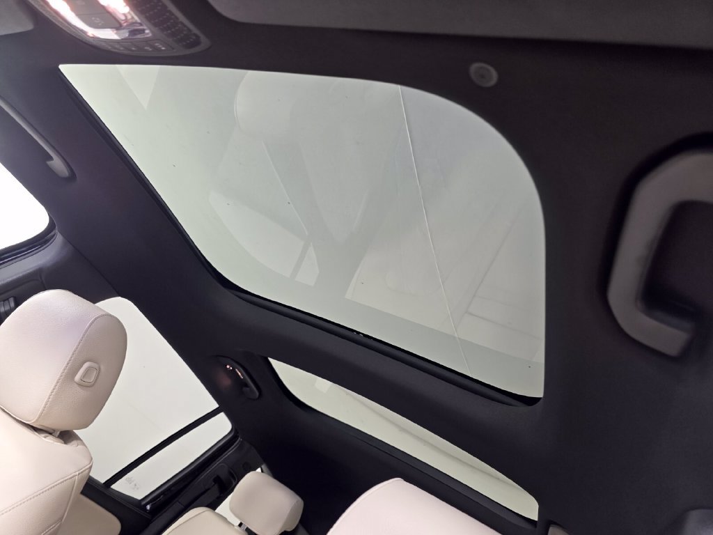New 2026 Mercedes-Benz GLB 250 image 9