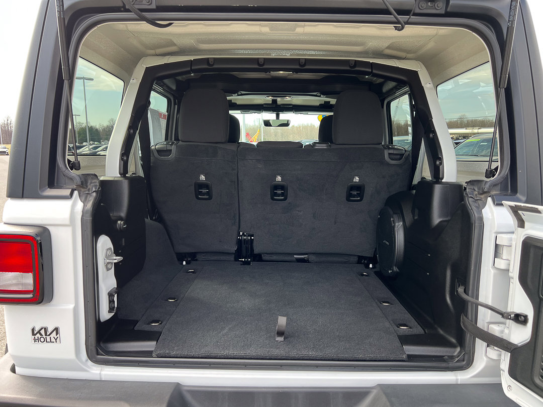Used 2022 Jeep Wrangler Unlimited Sport AWD/4WD image 5