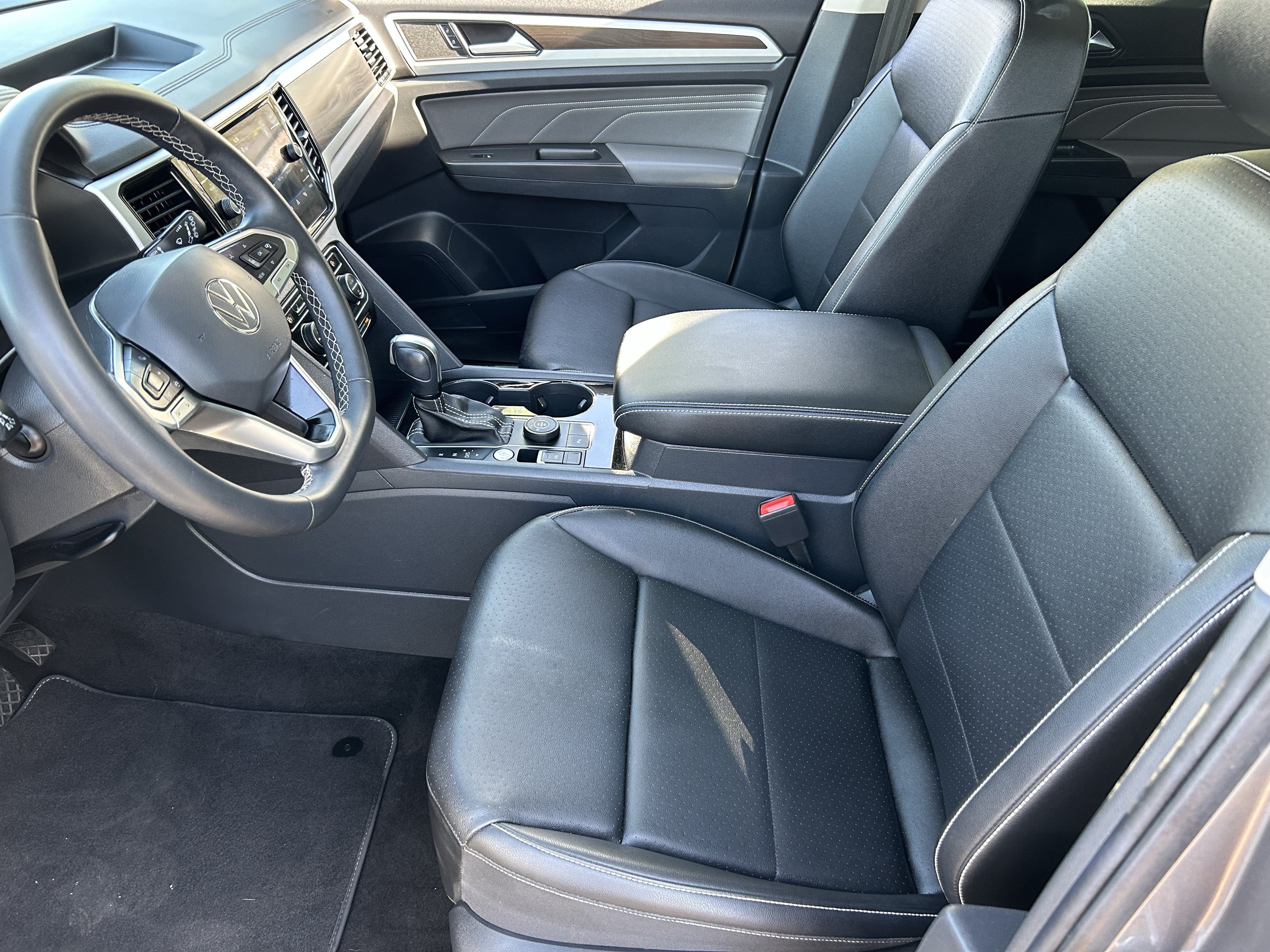 Used 2023 Volkswagen Atlas SE w/ Panoramic Sunroof Package AWD/4WD image 17