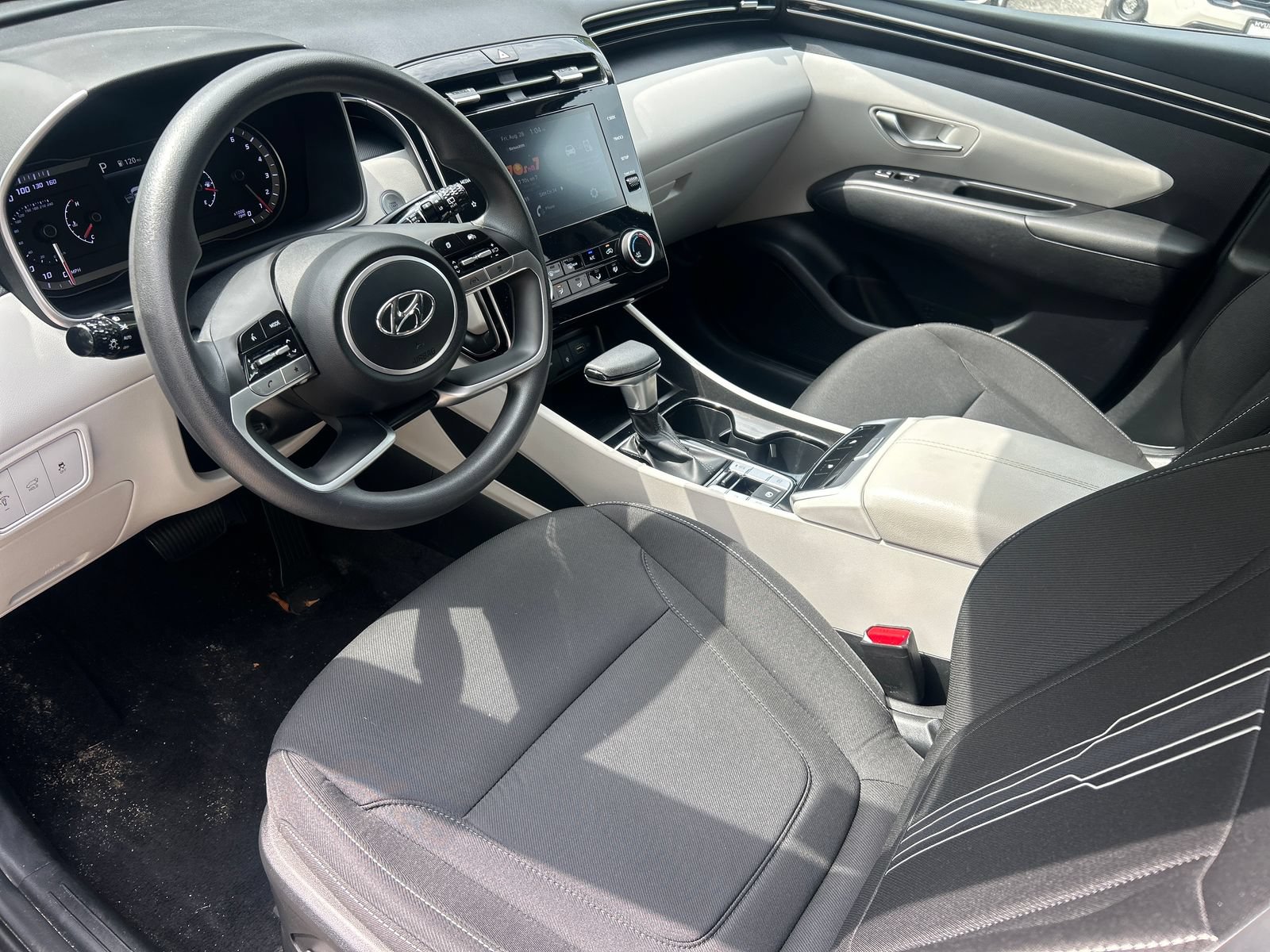 Used 2023 Hyundai Tucson SEL AWD/4WD image 13
