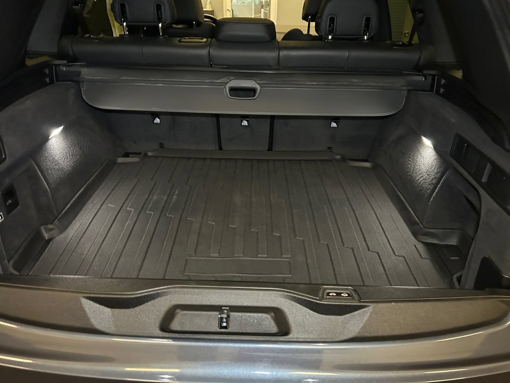 Used 2021 BMW X5 xDrive45e w/ Premium Package AWD/4WD image 19
