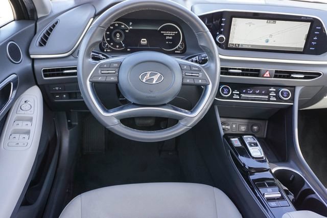 Used 2023 Hyundai Sonata SEL w/ Convenience Package FWD image 12