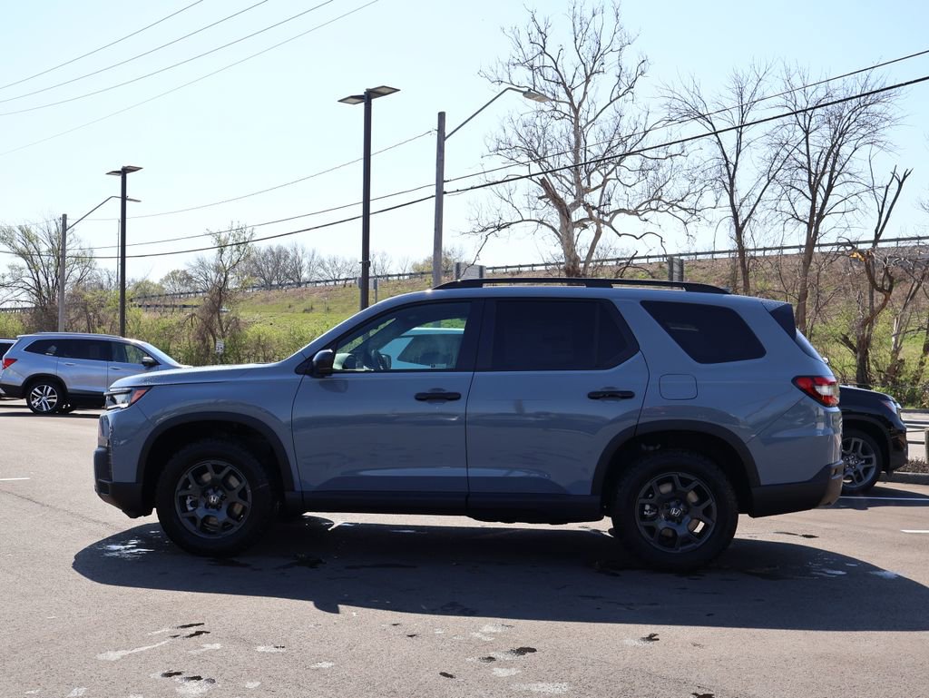 New 2026 Honda Pilot TrailSport image 3