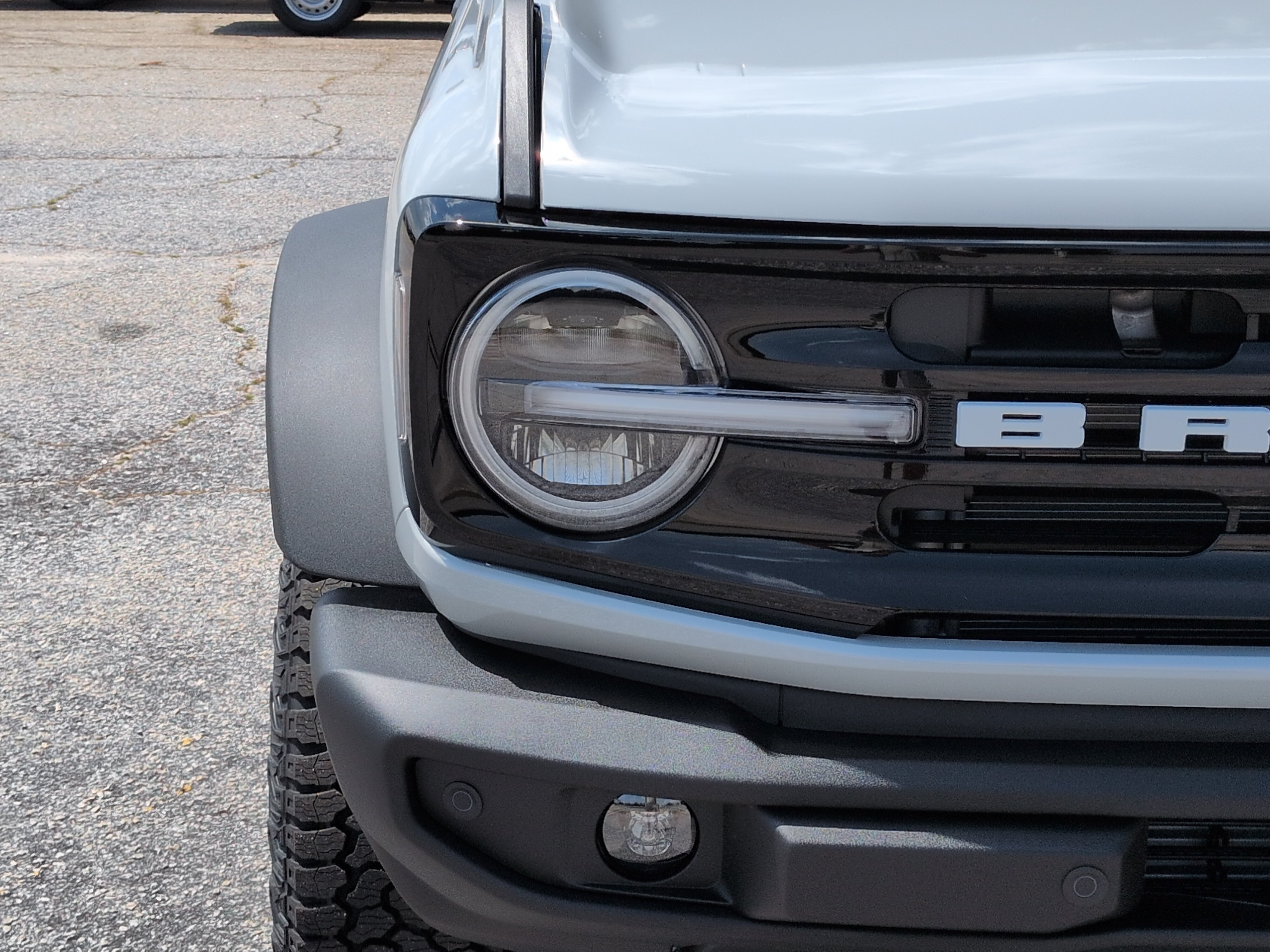New 2026 Ford Bronco Outer Banks w/ Sasquatch Package AWD/4WD image 8