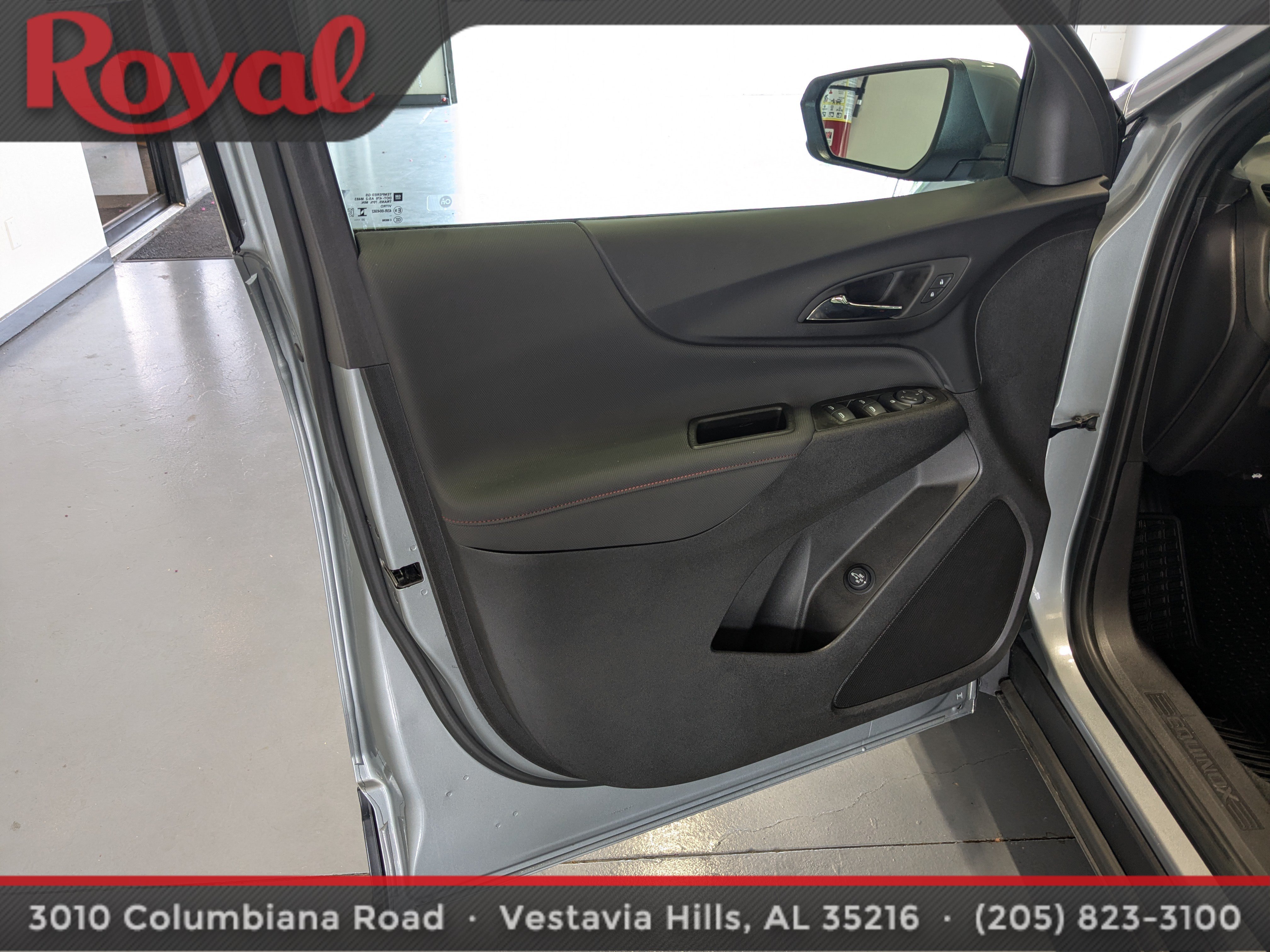Used 2024 Chevrolet Equinox RS FWD image 17