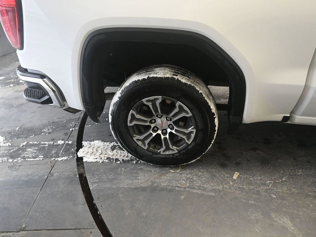 Used 2025 GMC Sierra 1500 SLT image 24