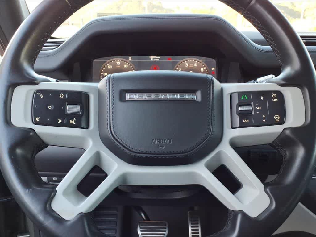 Used 2020 Land Rover Defender 110 HSE image 16