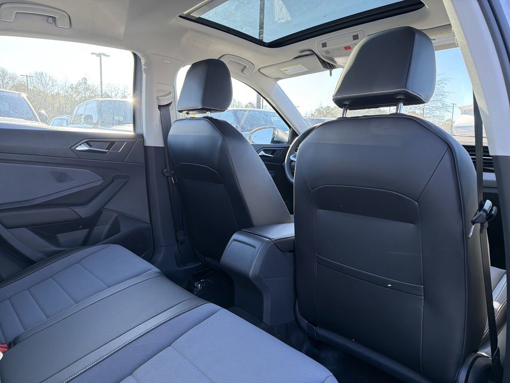 New 2026 Volkswagen Jetta SE image 16