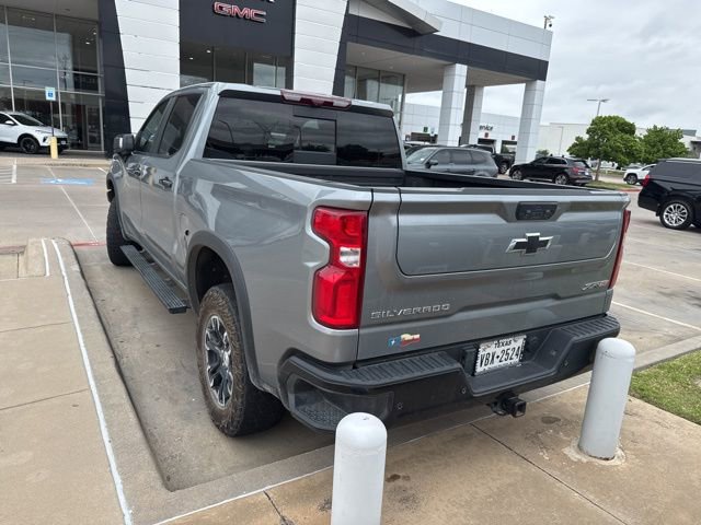 Used 2024 Chevrolet Silverado 1500 ZR2 w/ Technology Package AWD/4WD image 3