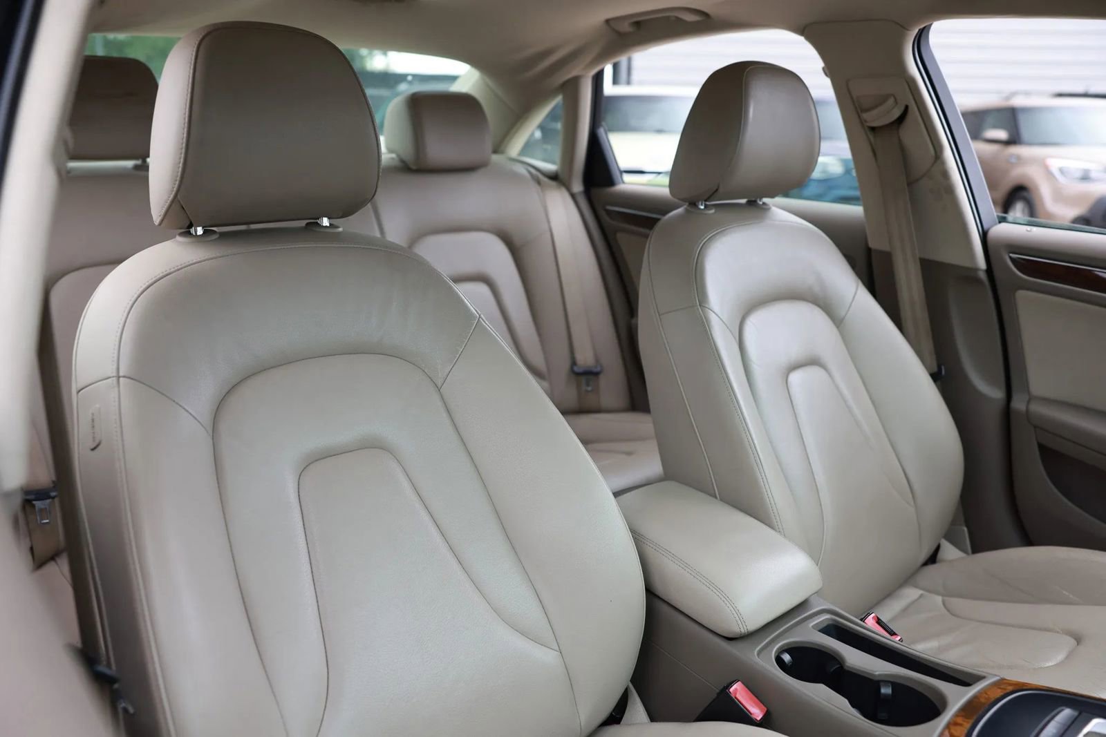 Used 2011 Audi A4 2.0T Premium image 19