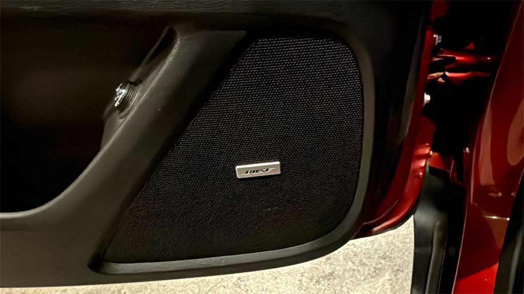 Used 2023 Chevrolet Traverse RS image 25