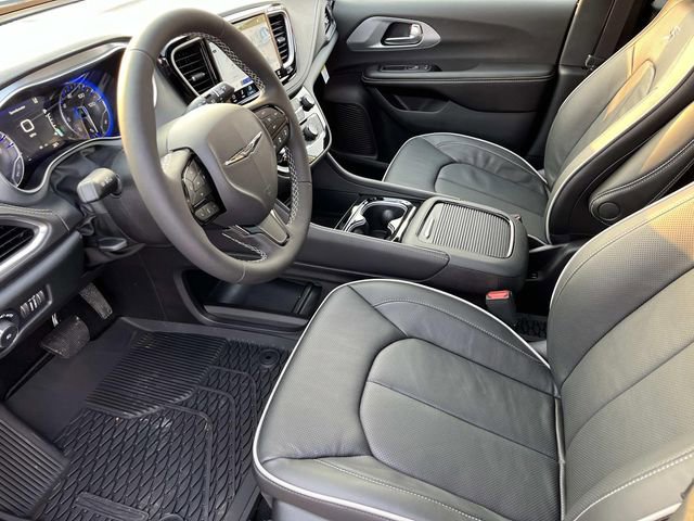 New 2026 Chrysler Pacifica Limited w/ S Appearance Package AWD/4WD image 20