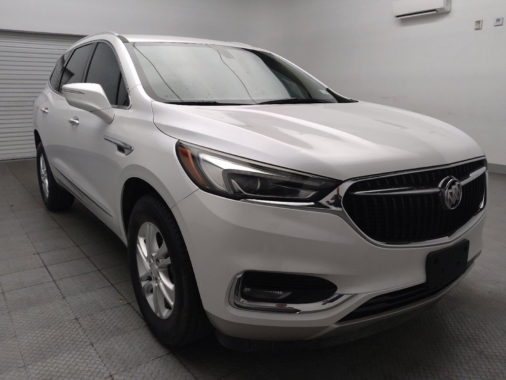 Used 2018 Buick Enclave Essence w/ Trailering Package FWD image 13