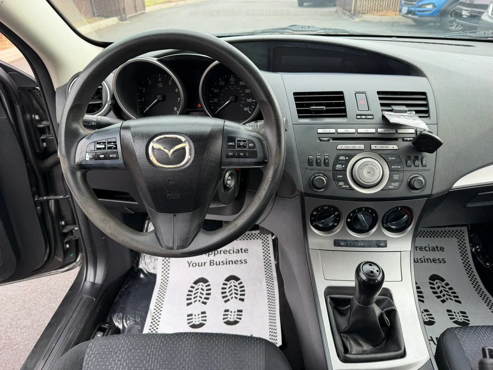 Used 2010 MAZDA MAZDA3 i Touring FWD image 15