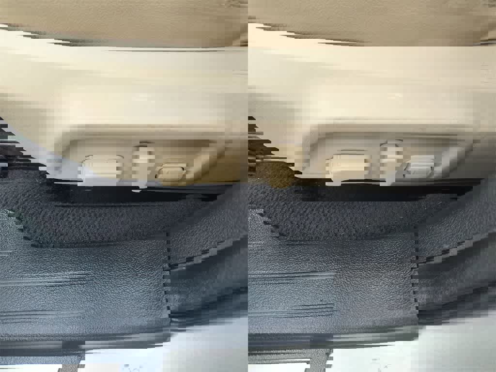 Used 2018 Subaru Outback 3.6R Limited image 12