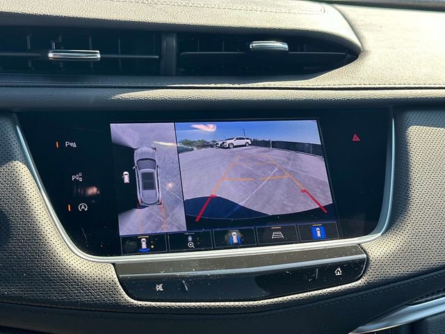 Used 2025 Cadillac XT5 Sportv w/ LPO, Bronce Accent Package AWD/4WD image 12