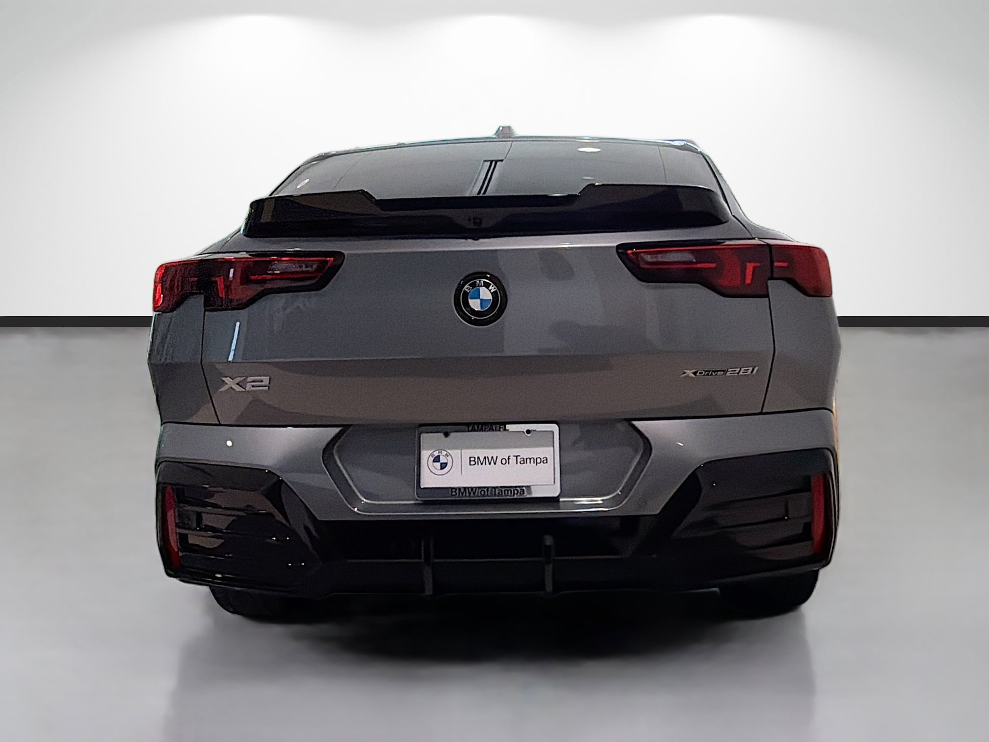 New 2026 BMW X2 xDrive28i w/ Technology Package AWD/4WD image 3