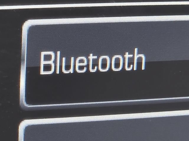 Used 2018 Chevrolet Colorado LT w/ Luxury Package, Chrome AWD/4WD image 6