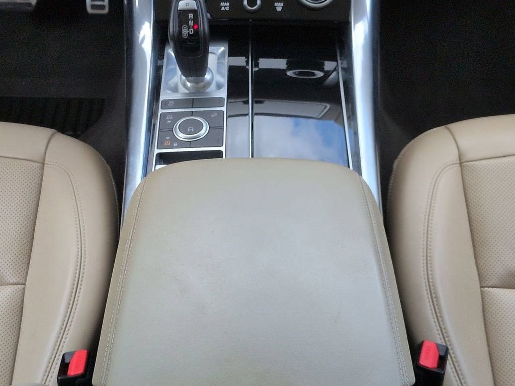 Certified 2022 Land Rover Range Rover Sport HSE Silver Edition AWD/4WD image 18