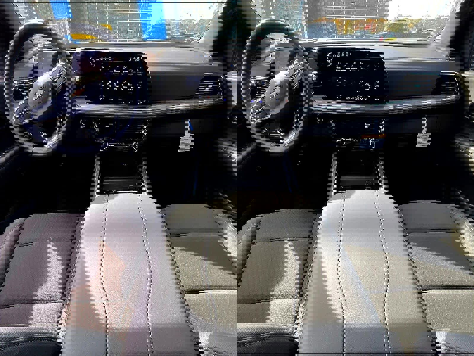 New 2025 Chevrolet Tahoe LS image 12