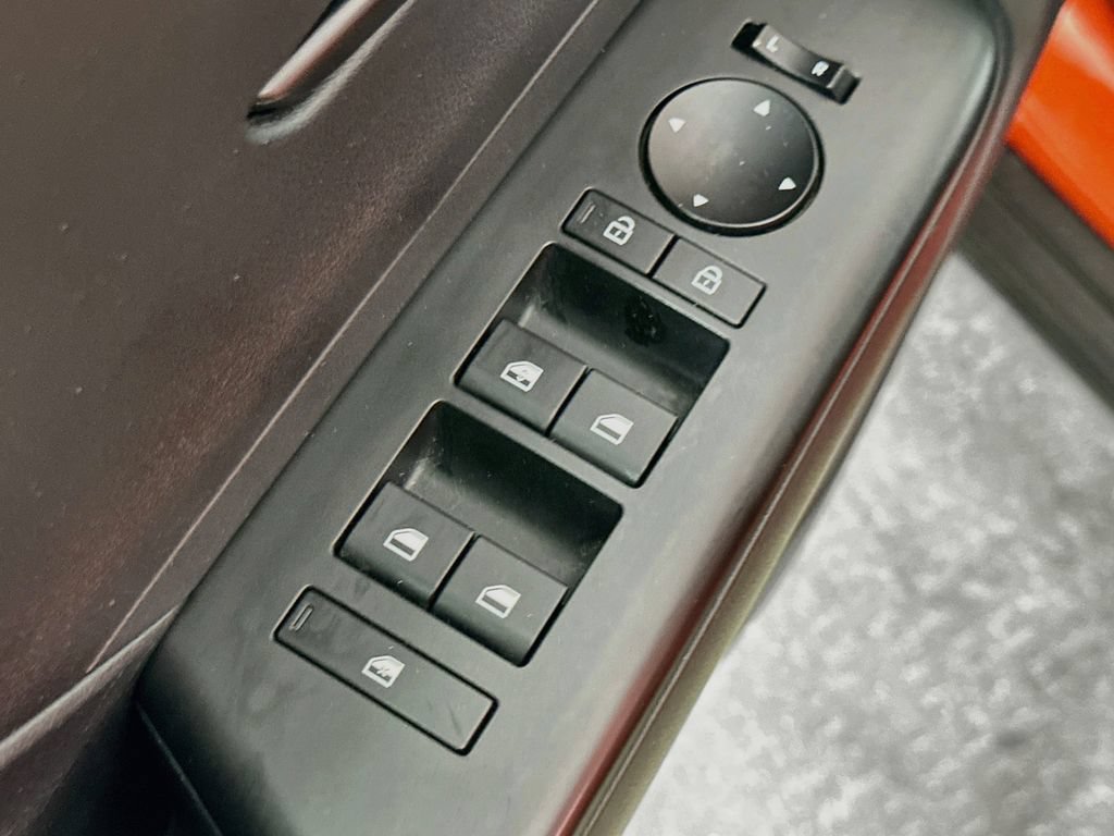 Used 2024 Hyundai Kona SEL FWD image 20