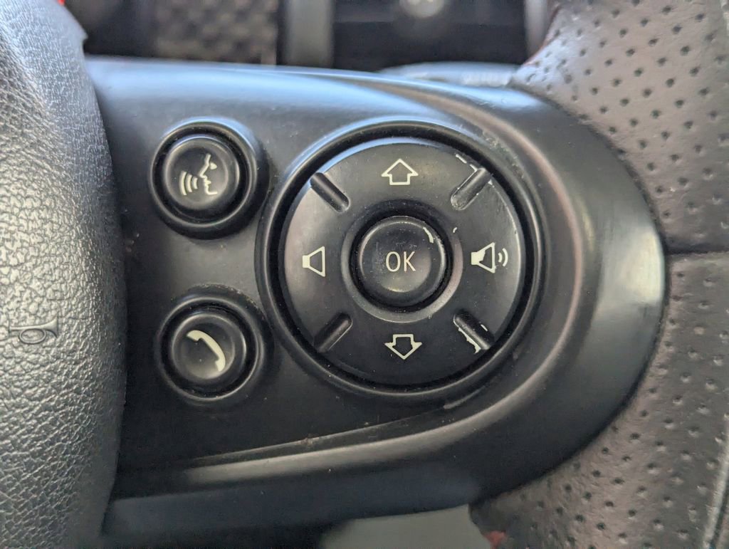 Used 2014 MINI Cooper S image 26