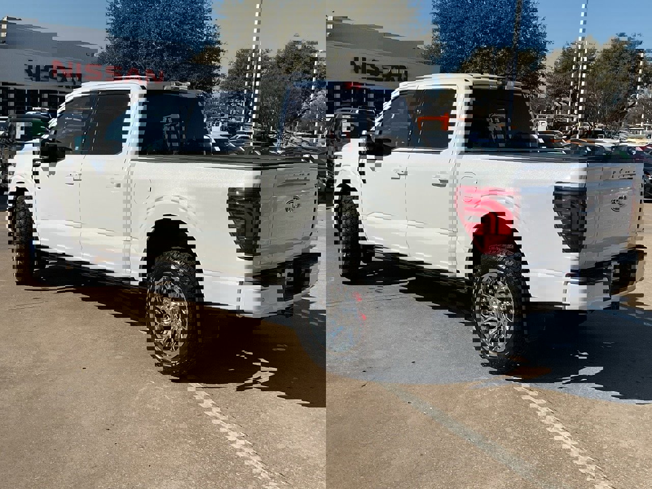 Used 2024 Ford F150 Platinum w/ Equipment Group 702A High image 7