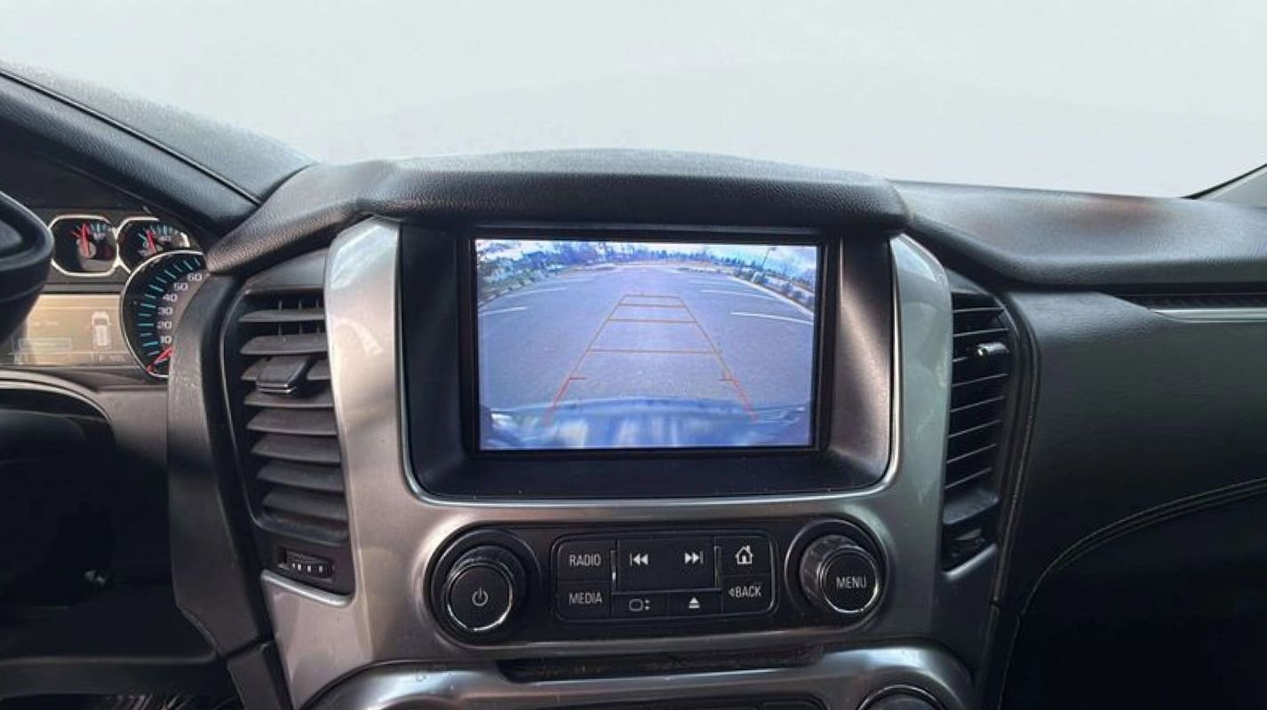 Used 2018 Chevrolet Tahoe LT image 13