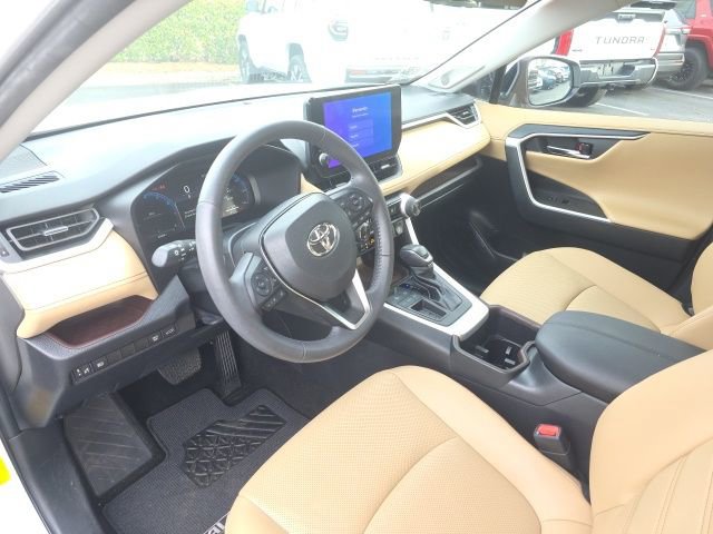 Used 2024 Toyota RAV4 Limited image 12