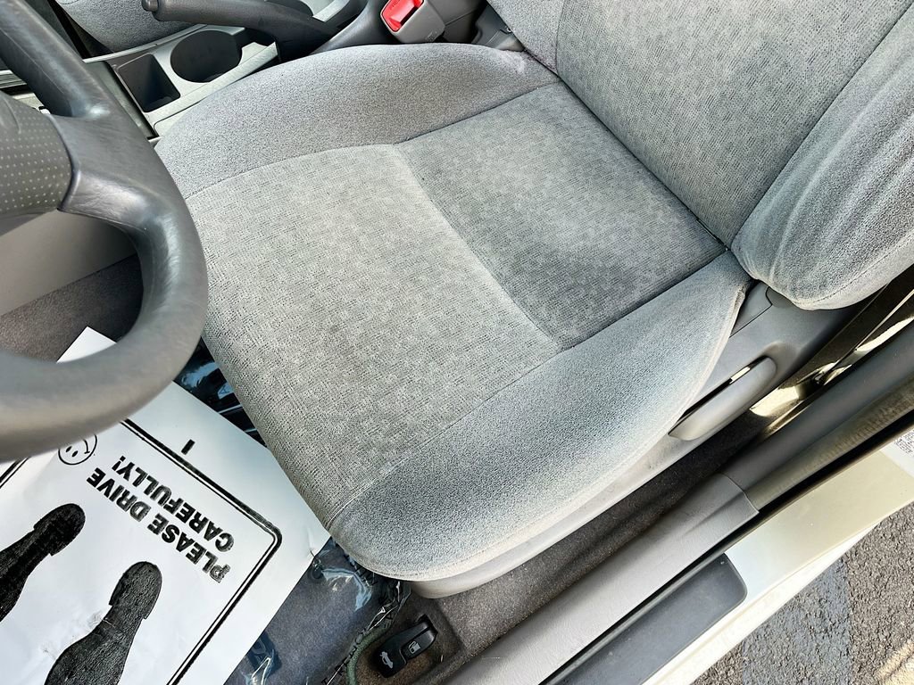 Used 2004 Toyota Corolla LE image 18