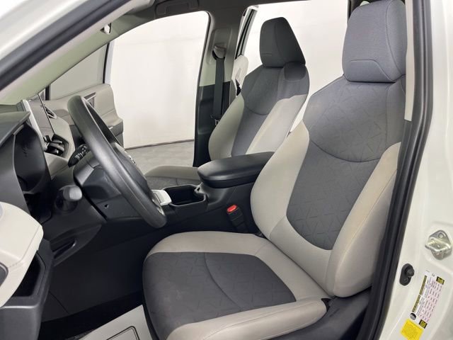 Used 2024 Toyota RAV4 XLE image 18