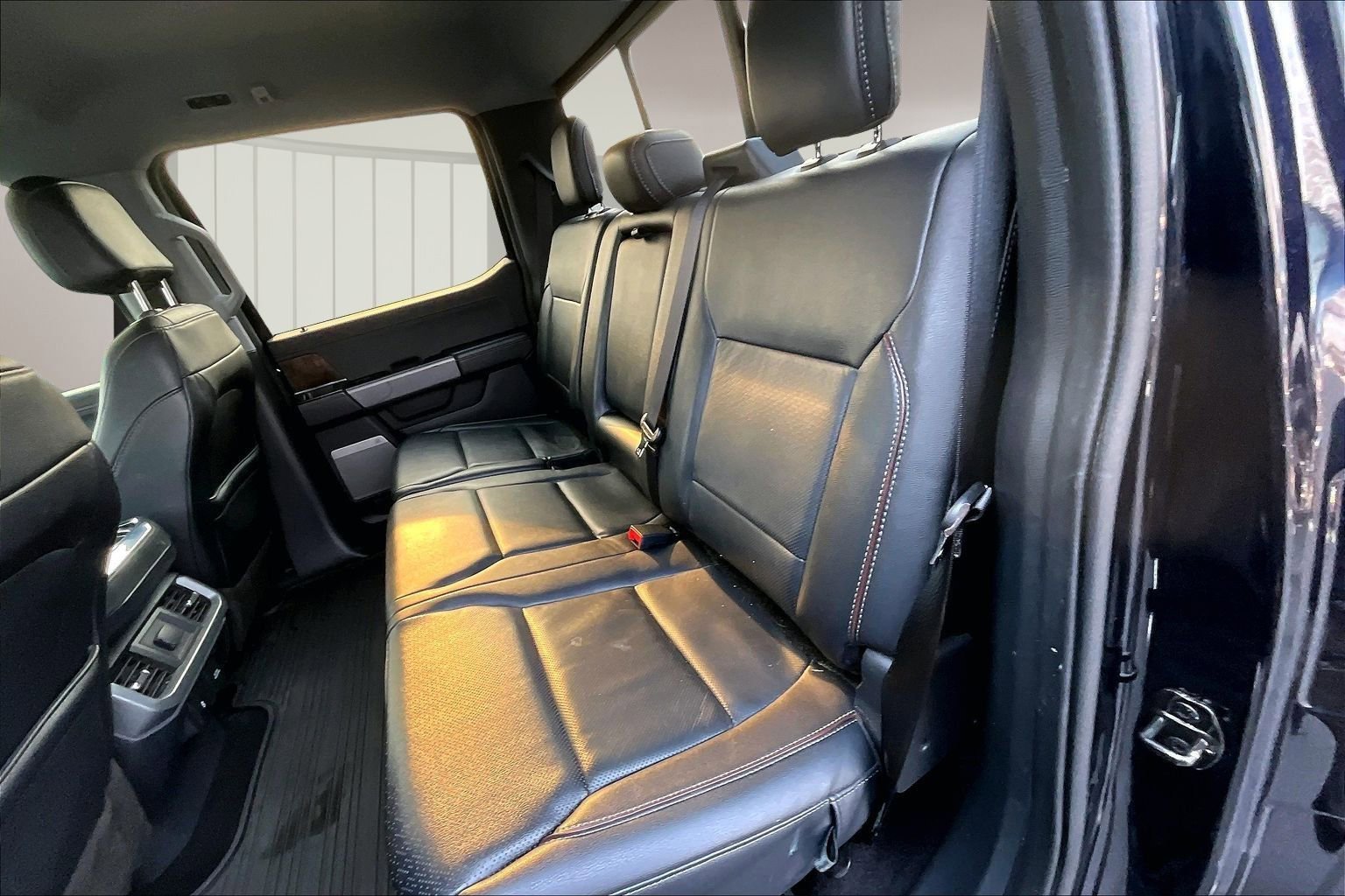 Used 2022 Ford F150 Lariat image 23