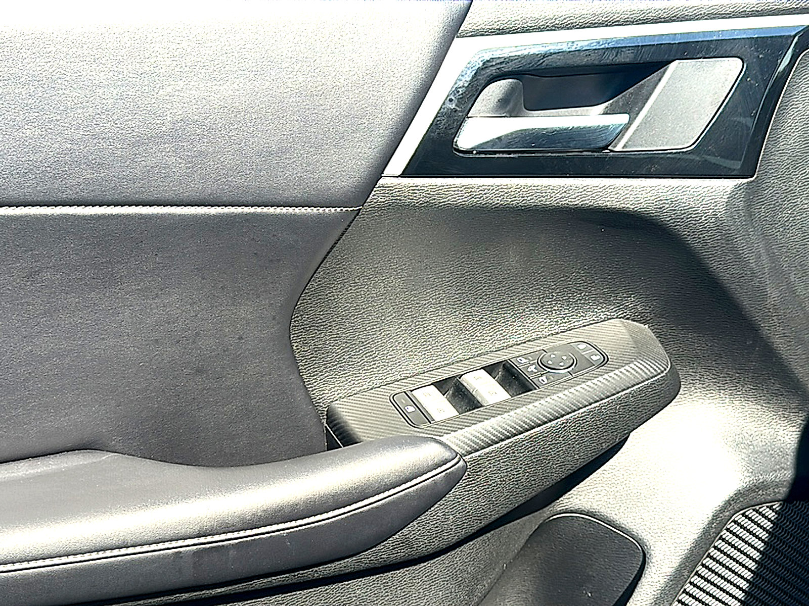 Used 2024 Mitsubishi Outlander SE FWD image 16