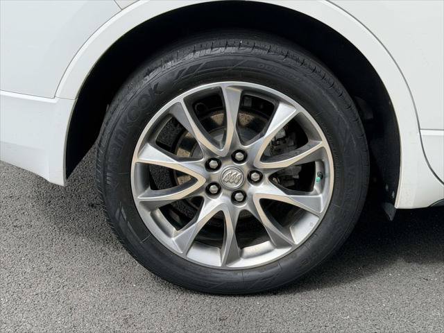 Used 2020 Buick Envision Essence w/ Experience Buick Package AWD/4WD image 9