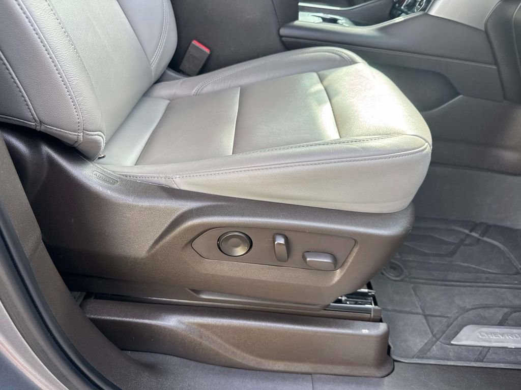 Certified 2021 Chevrolet Tahoe Z71 w/ Z71 Signature Package image 13