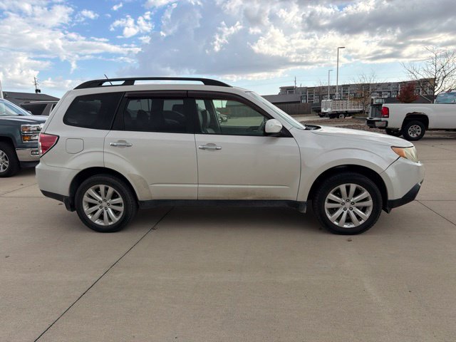 Used 2012 Subaru Forester 2.5X Limited AWD/4WD image 5