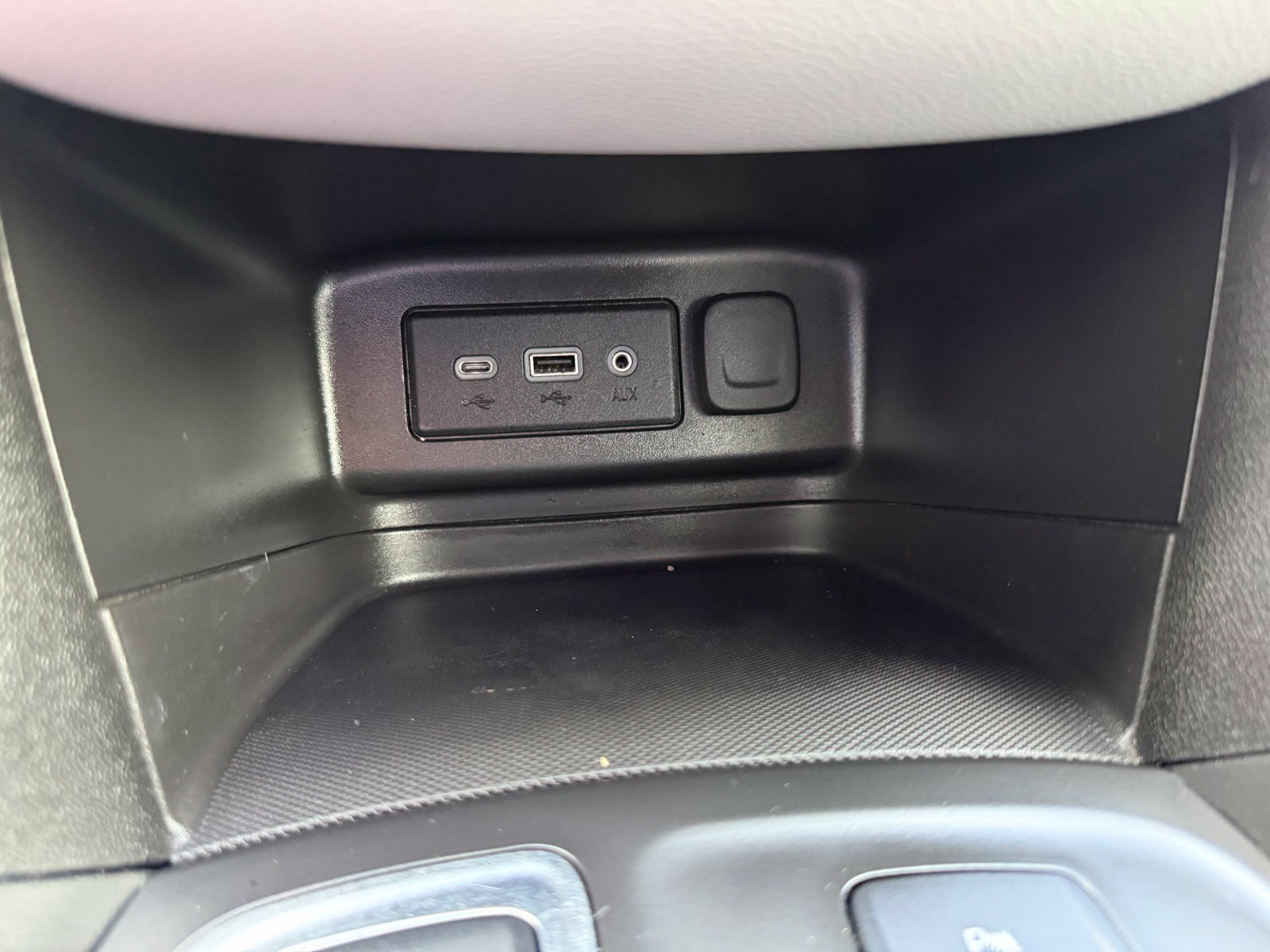 Used 2022 Chevrolet Equinox LT AWD/4WD image 26
