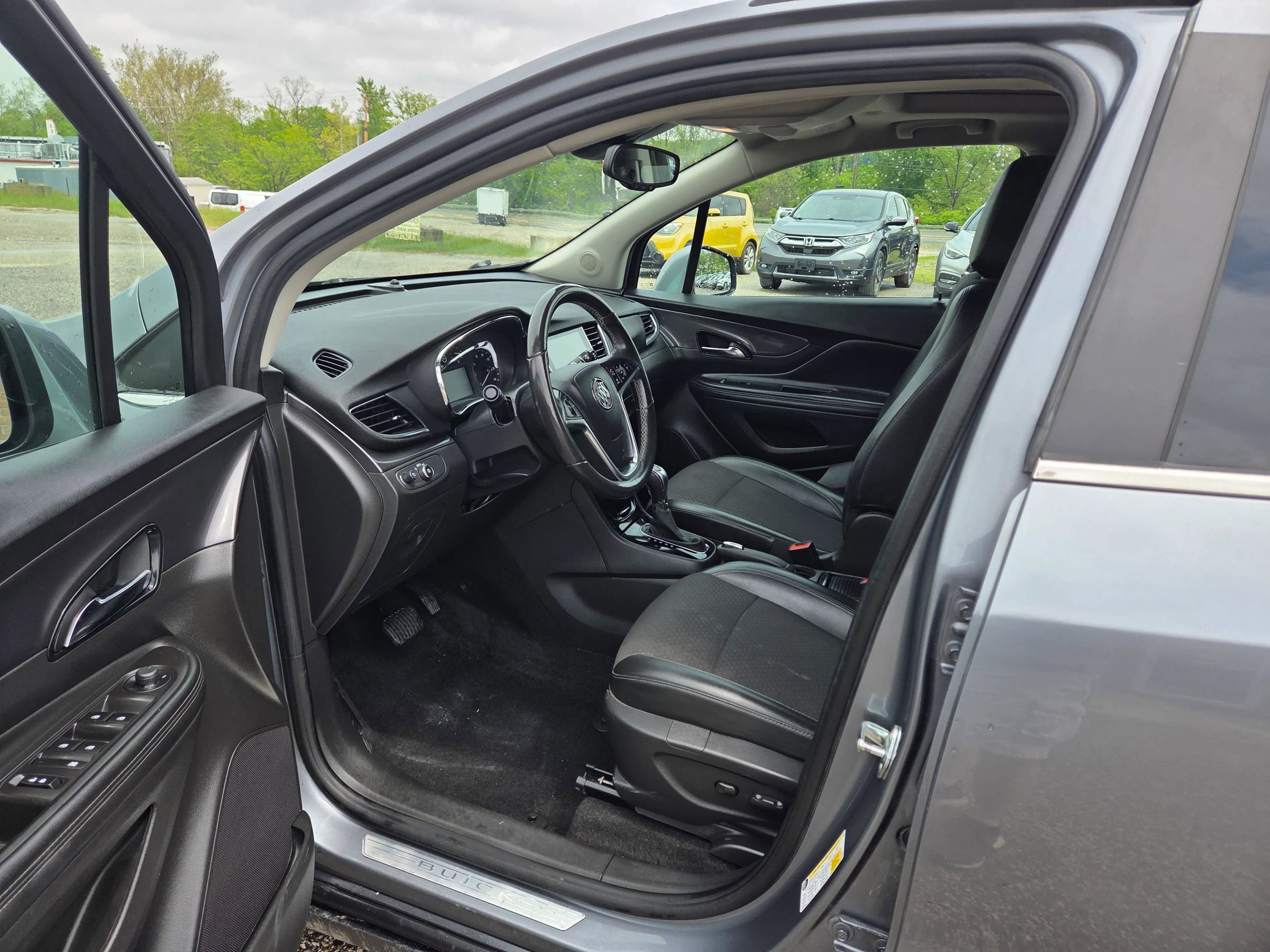 Used 2019 Buick Encore Preferred w/ Safety Package AWD/4WD image 11