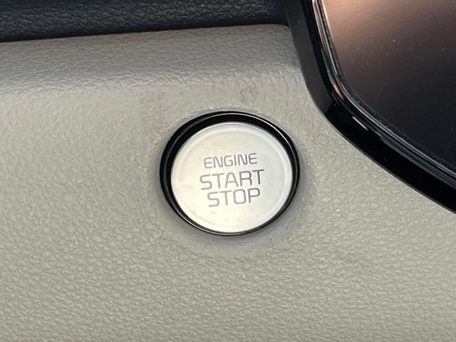Certified 2025 Kia Carnival EX FWD image 29
