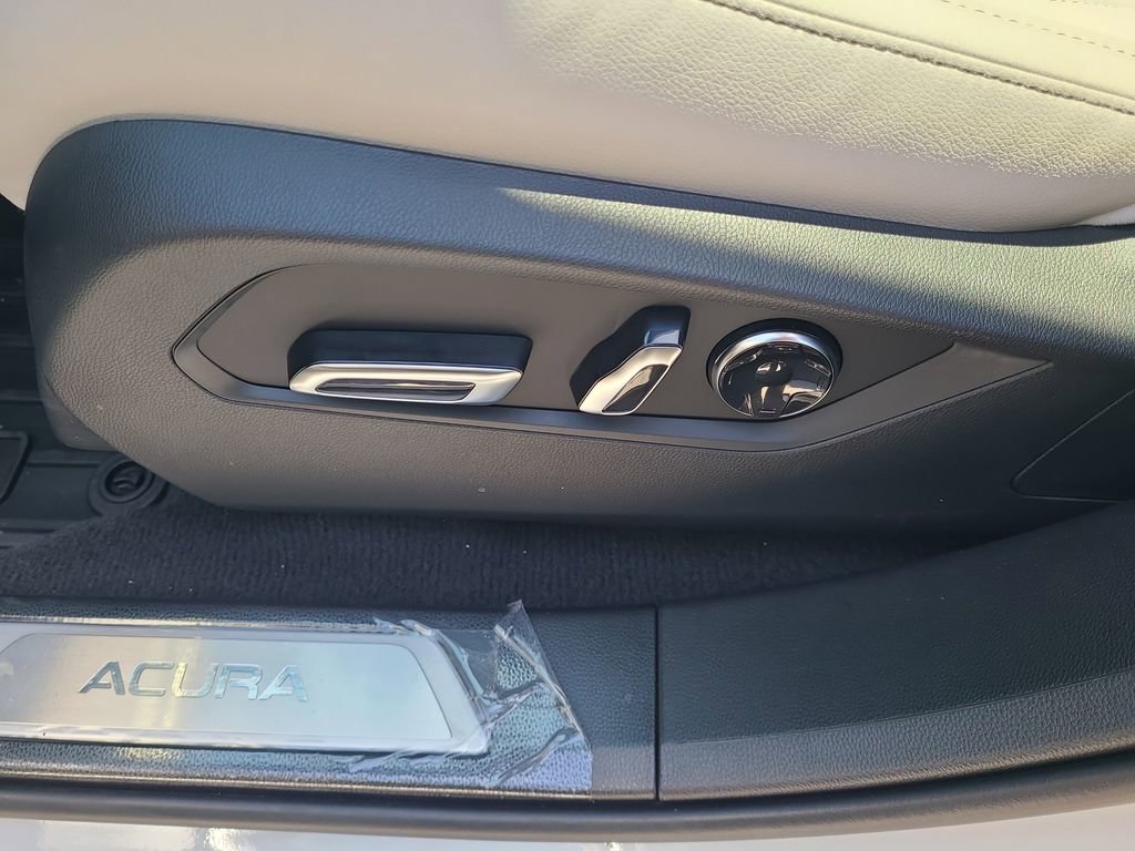 New 2026 Acura RDX SH-AWD image 16