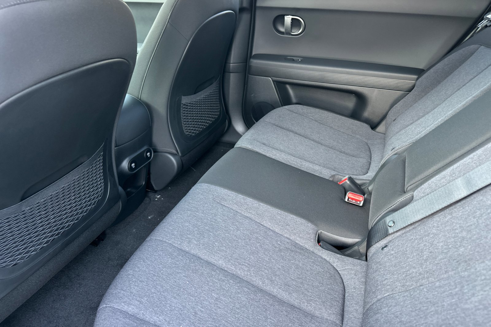 New 2026 Hyundai Ioniq 5 SE image 12